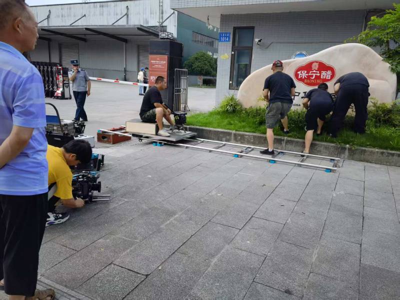 港南区广告片拍摄公司核心优势：全流程服务，让品牌广告片省心更出彩