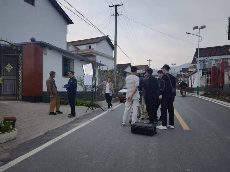 港南区TVC制作：多版本适配全渠道投放，让广告发挥最大价值！
